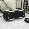 Dolce & Gabban Leather Print. Can be carried by strap or as a bag. Every time it is presented, there are always endless surprises of luxury.-25cm