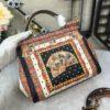 Dolce & Gabban Leather Print. Can be carried by strap or as a bag. Every time it is presented, there are always endless surprises of luxury.-25cm
