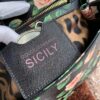 Dolce & Gabban Leather Print. Can be carried by strap or as a bag. Every time it is presented, there are always endless surprises of luxury.-25cm