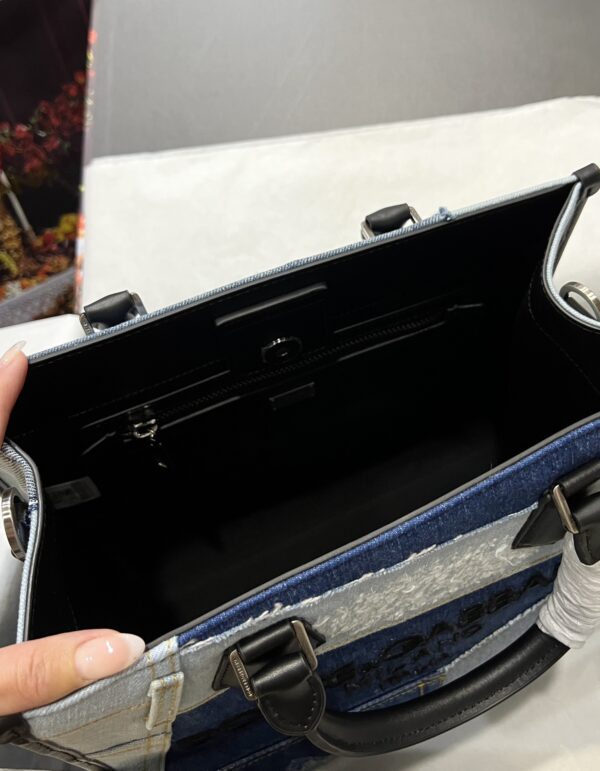 Dolce & Gabbana Chain Shoulder Bag in Denim Fabric-blue-31cm