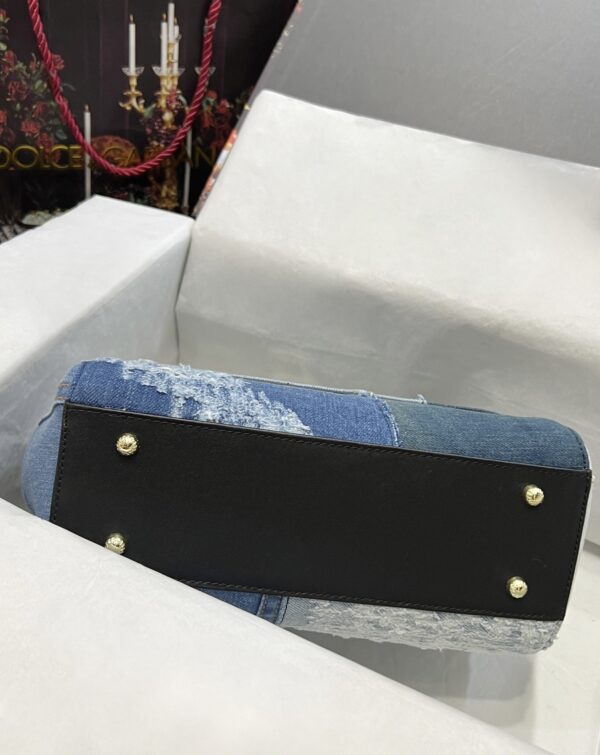 Dolce & Gabbana Chain Shoulder Bag in Denim Fabric-blue-20cm with original logo box
