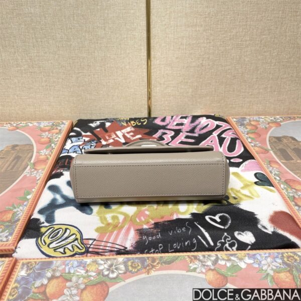 20230529_a1685291805840_7158.jpg Dolce & Gabban Sicily 100% Original Replica! A masterpiece of the brand.-18cm gray