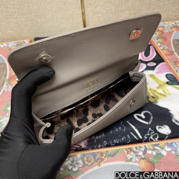 20230529_a1685291805926_0701.jpg Dolce & Gabban Sicily 100% Original Replica! A masterpiece of the brand.-18cm gray