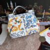 Dolce & Gabban Leather Print. Can be carried by strap or as a bag. Every time it is presented, there are always endless surprises of luxury.-25cm