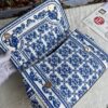 Dolce & Gabban Leather Print. Can be carried by strap or as a bag. Every time it is presented, there are always endless surprises of luxury.-25cm