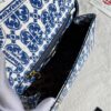Dolce & Gabban Leather Print. Can be carried by strap or as a bag. Every time it is presented, there are always endless surprises of luxury.-25cm