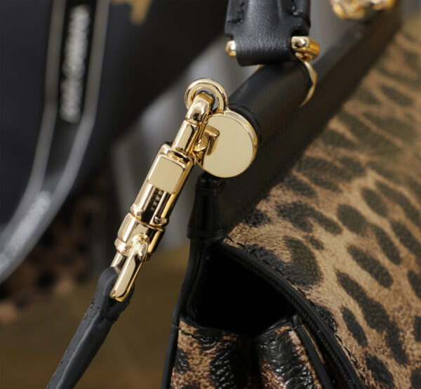 Dolce & Gabban Leather Leopard Print Women's Bag-18cm with original box free shipping