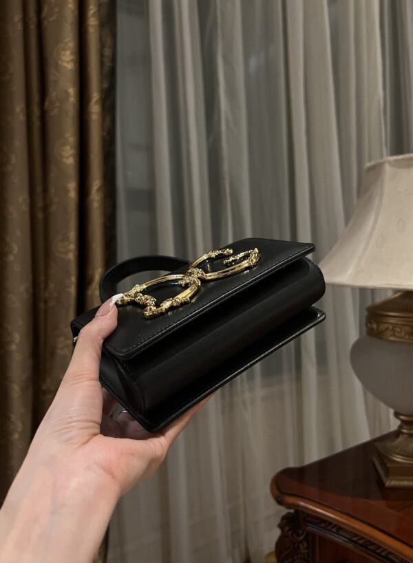 Dolce & Gabban Chain bag-18cm Black with original box