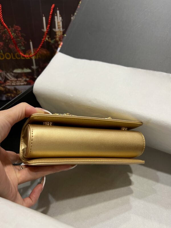 Dolce & Gabban Chain bag-18cm Gold with original box