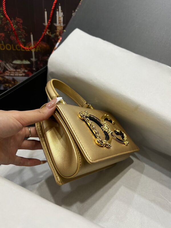 Dolce & Gabban Chain bag-18cm Gold with original box