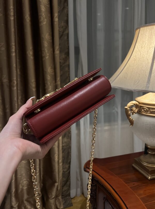 Dolce & Gabban Chain bag-18cm Red with original box