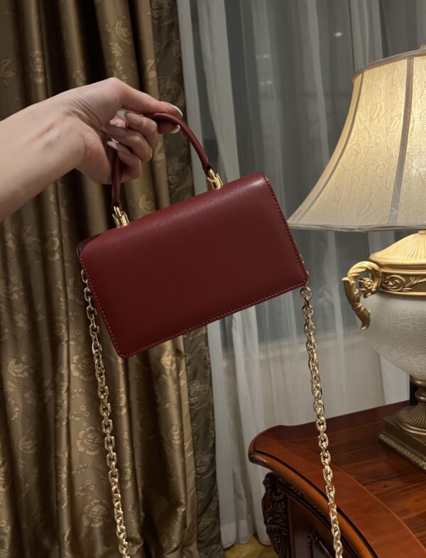 Dolce & Gabban Chain bag-18cm Red with original box