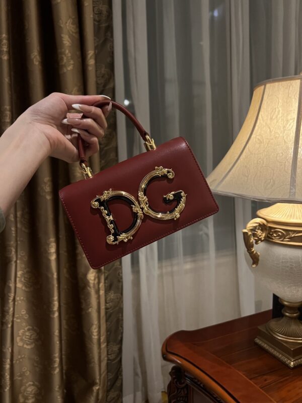 Dolce & Gabban Chain bag-18cm Red with original box