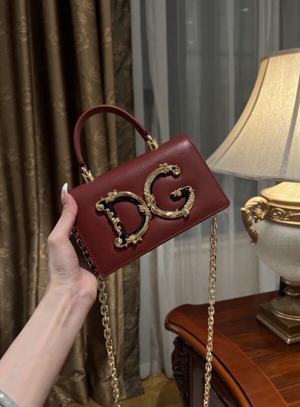 Dolce & Gabban Chain bag-18cm Red with original box