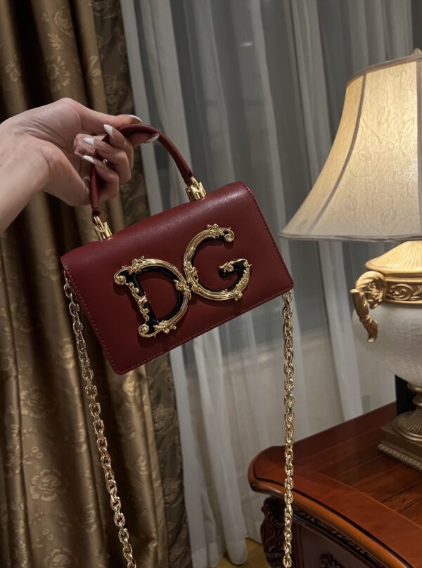 Dolce & Gabban Chain bag-18cm Red with original box