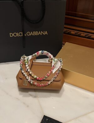 Dolce & Gabban Sicily 100% Original Replica! A masterpiece of the brand.-18cm Yellow with original box
