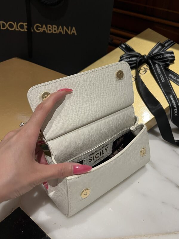 img_bf49eb9d_20240923_i1727026897_3697_4.jpg Dolce & Gabban Sicily 100% Original Replica! A masterpiece of the brand.-18cm White with original box