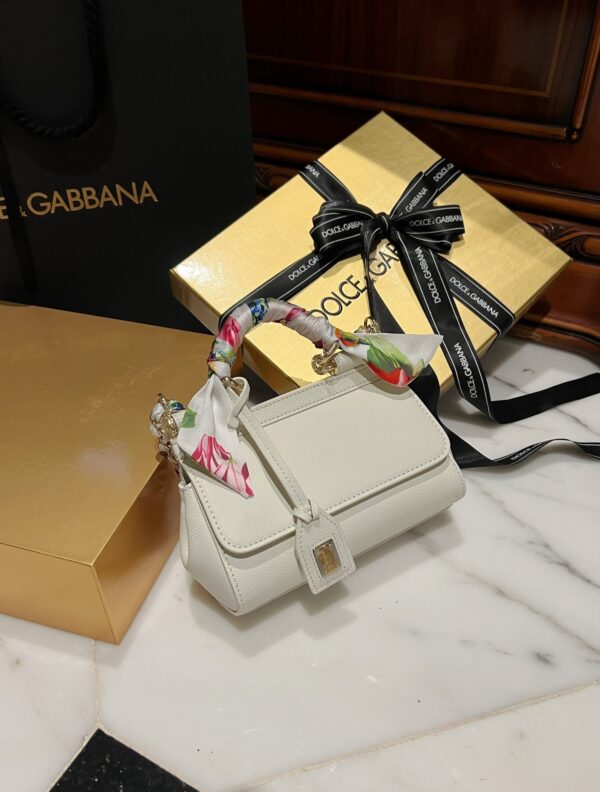 img_bf49eb9d_20240923_i1727026897_418_1.jpg Dolce & Gabban Sicily 100% Original Replica! A masterpiece of the brand.-18cm White with original box