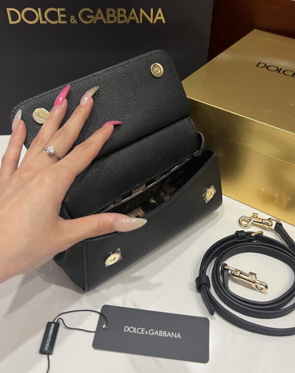 img_bf49eb9d_20241019_i1729273230_7370_0.jpg Dolce & Gabban Sicily 100% Original Replica! A masterpiece of the brand.-18cm Black with original box