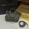 Dolce & Gabban Sicily 100% Original Replica! A masterpiece of the brand.-18cm Green with original box