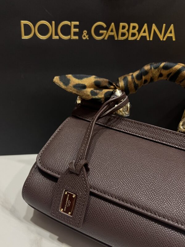 img_bf49eb9d_20241019_i1729273671_4448_0.jpg Dolce & Gabban Sicily 100% Original Replica! A masterpiece of the brand.-18cm Brown with original box
