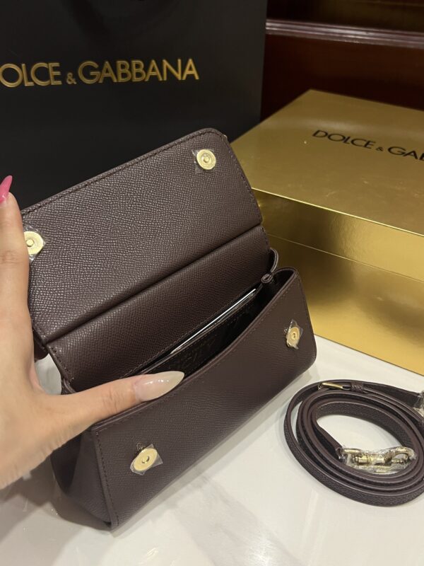 img_bf49eb9d_20241019_i1729273671_7987_5.jpg Dolce & Gabban Sicily 100% Original Replica! A masterpiece of the brand.-18cm Brown with original box