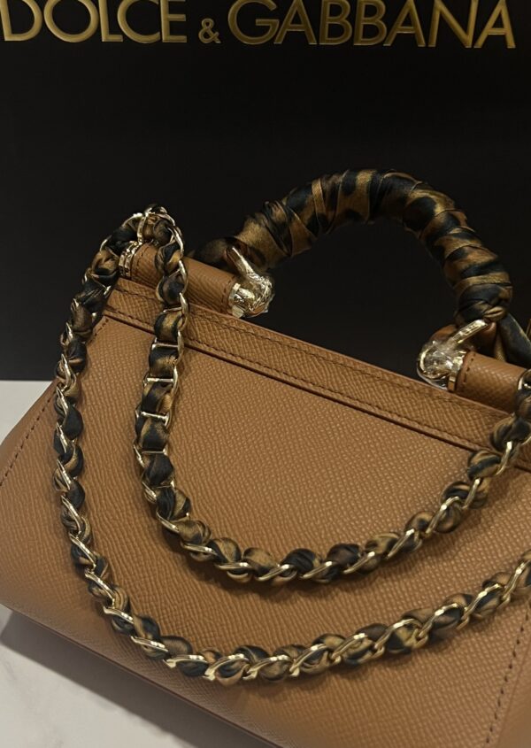 img_bf49eb9d_20241019_i1729273738_7691_4.jpg Dolce & Gabban Sicily 100% Original Replica! A masterpiece of the brand.-18cm Yellow with original box