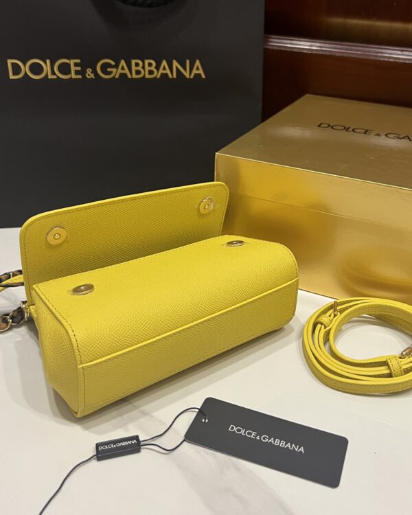 img_bf49eb9d_20241019_i1729273835_7599_6.jpg Dolce & Gabban Sicily 100% Original Replica! A masterpiece of the brand.-18cm Yellow with original box