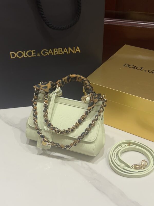 img_bf49eb9d_20241019_i1729274068_7704_1.jpg Dolce & Gabban Sicily 100% Original Replica! A masterpiece of the brand.-18cm White with original box