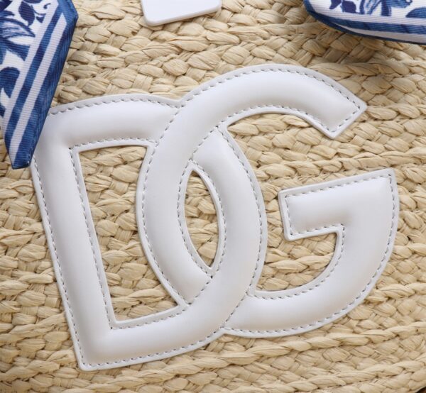 Dolce & Gabbana woven rattan bag for beach use-white 28cm with original logo box