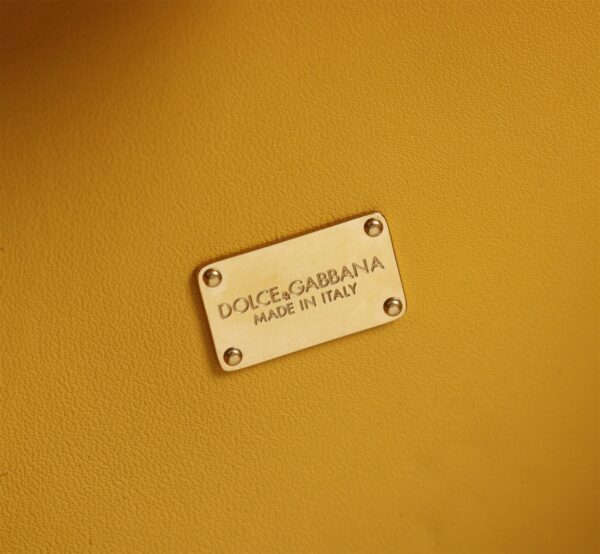 New💥 Dolce & Gabban Logo box - Small box-Yellow-20cm with original box