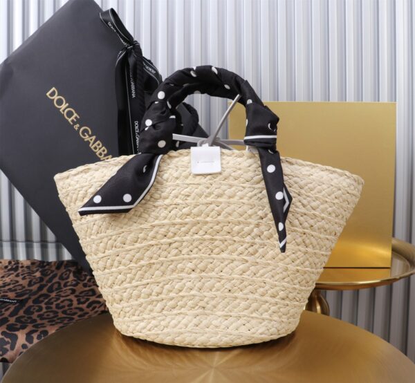 Dolce & Gabbana woven rattan bag for beach use-white 28cm with original logo box