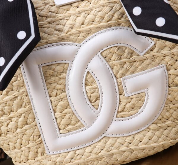 Dolce & Gabbana woven rattan bag for beach use-white 28cm with original logo box