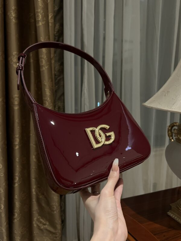 Dolce & Gabban Underarm Bag-Red-22cm with original box free shipping