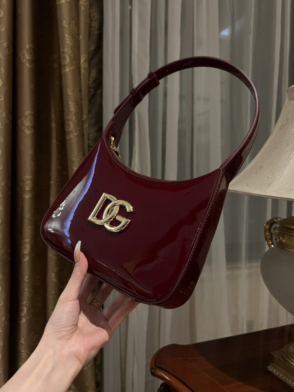 Dolce & Gabban Underarm Bag-Red-22cm with original box free shipping