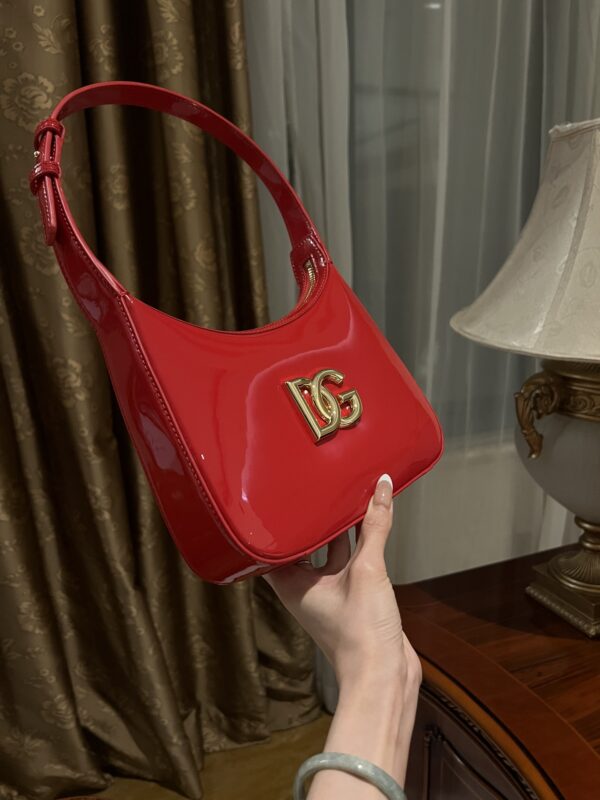 Dolce & Gabban Underarm Bag-Red-22cm with original box free shipping
