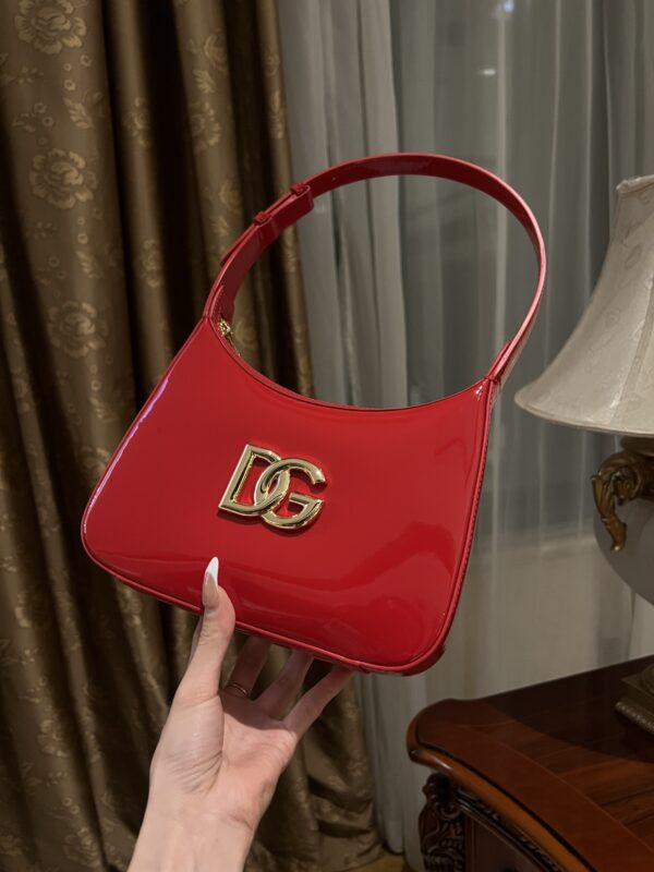 Dolce & Gabban Underarm Bag-Red-22cm with original box free shipping