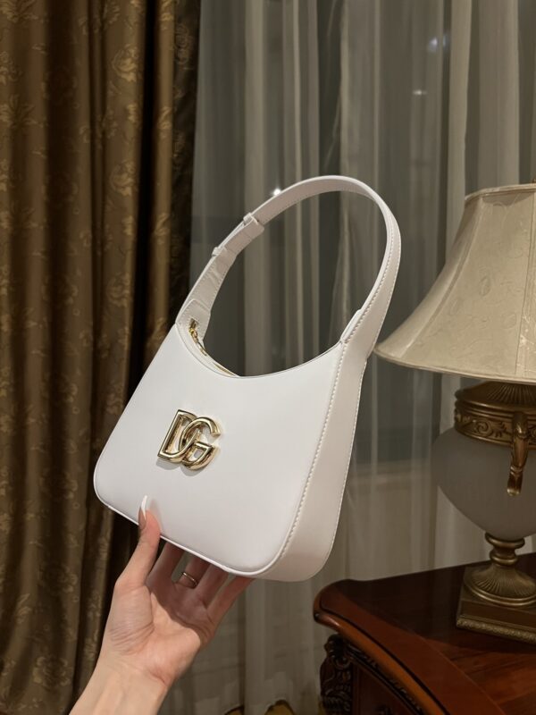 Dolce & Gabban Underarm Bag-White-22cm with original box free shipping