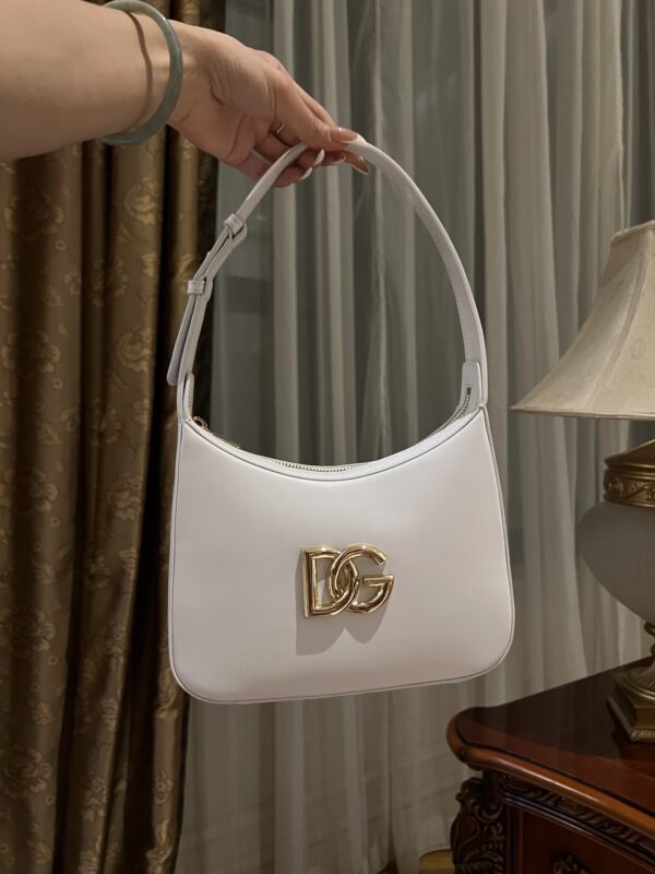 Dolce & Gabban Underarm Bag-White-22cm with original box free shipping