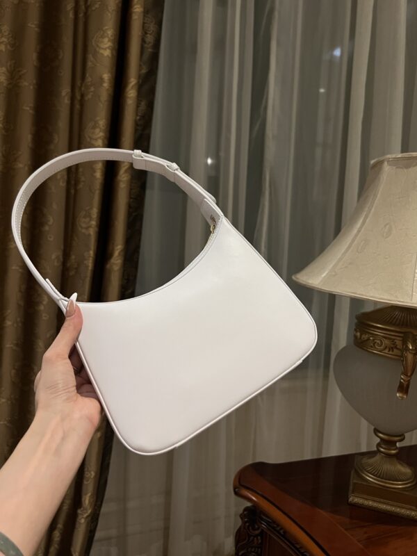 Dolce & Gabban Underarm Bag-White-22cm with original box free shipping