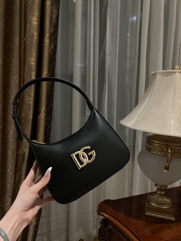 Dolce & Gabban Underarm Bag-Black-22cm with original box free shipping
