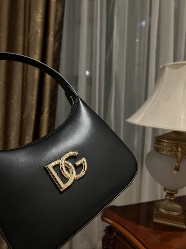 Dolce & Gabban Underarm Bag-Black-22cm with original box free shipping