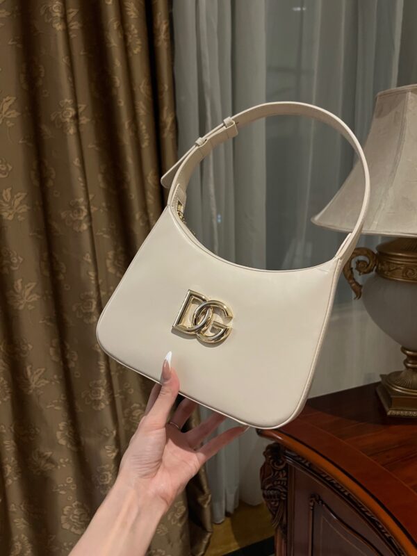 Dolce & Gabban Underarm Bag-White-22cm with original box free shipping