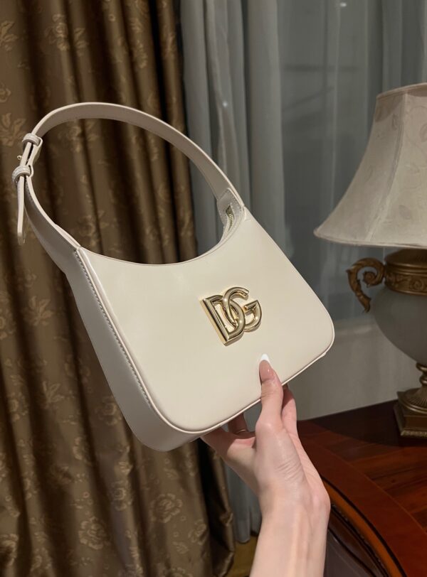 Dolce & Gabban Underarm Bag-White-22cm with original box free shipping
