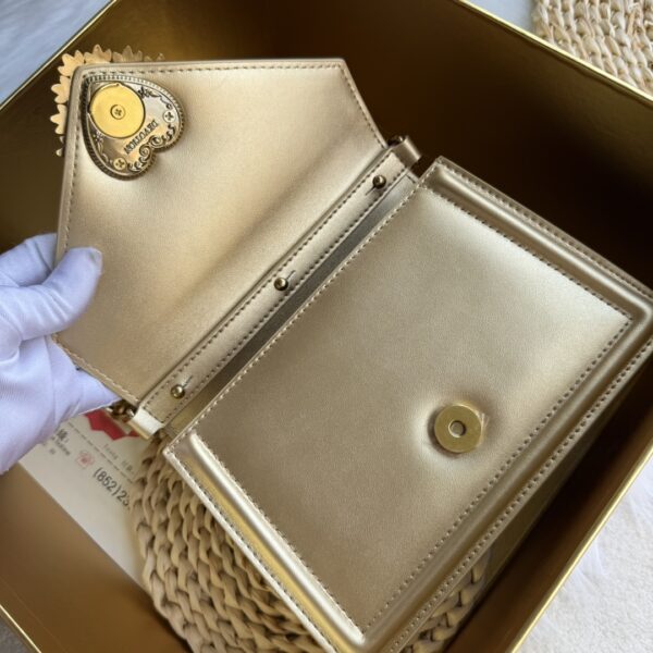 Dolce & Gabban  a Baroque-style Golden-G19cm free shipping