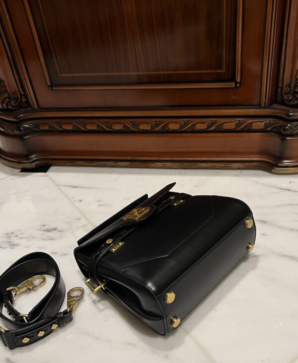 Balmain original single cowhide genuine leather  Women's Bag-23cm Black with original box free shipping