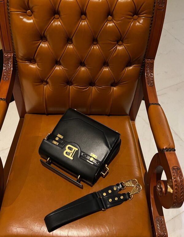 Balmain original single cowhide genuine leather  Women's Bag-23cm Black with original box free shipping