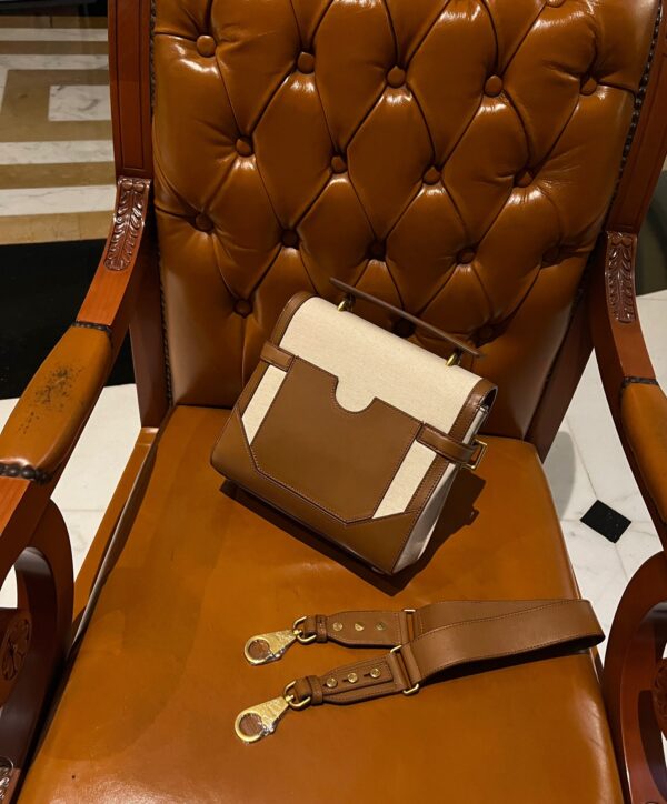 Balmain original single Women's Bag-23cm with original box free shipping
