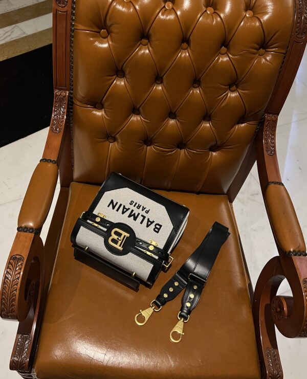 Balmain original single Women's Bag-23cm with original box free shipping