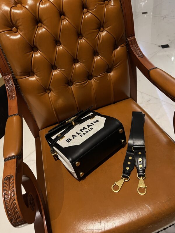 Balmain original single Women's Bag-23cm with original box free shipping